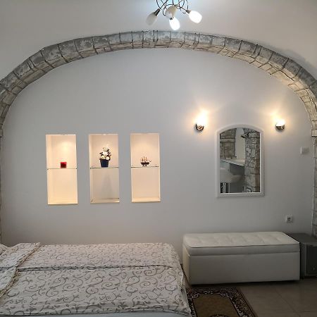 Apartment Zemun Old Town Center Belgrad Exteriör bild