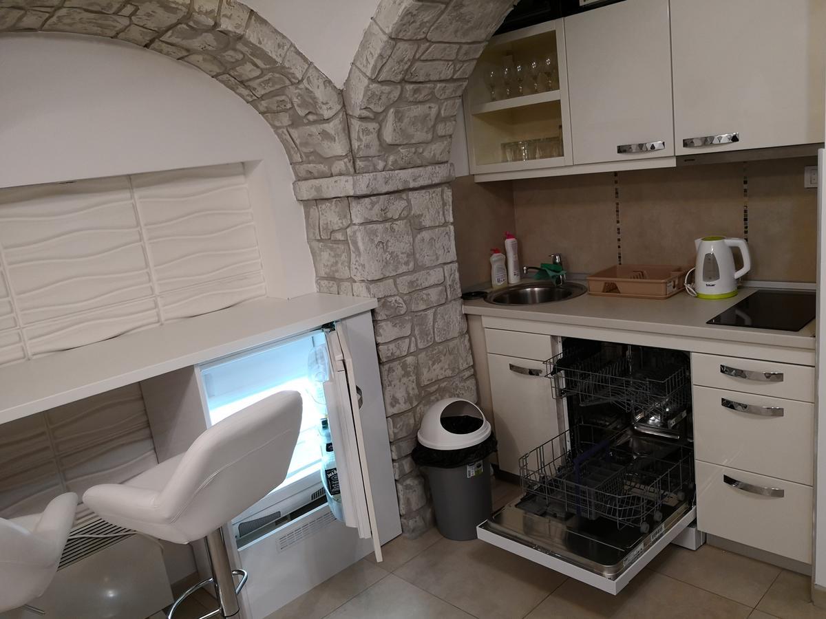 Apartment Zemun Old Town Center Belgrad Exteriör bild